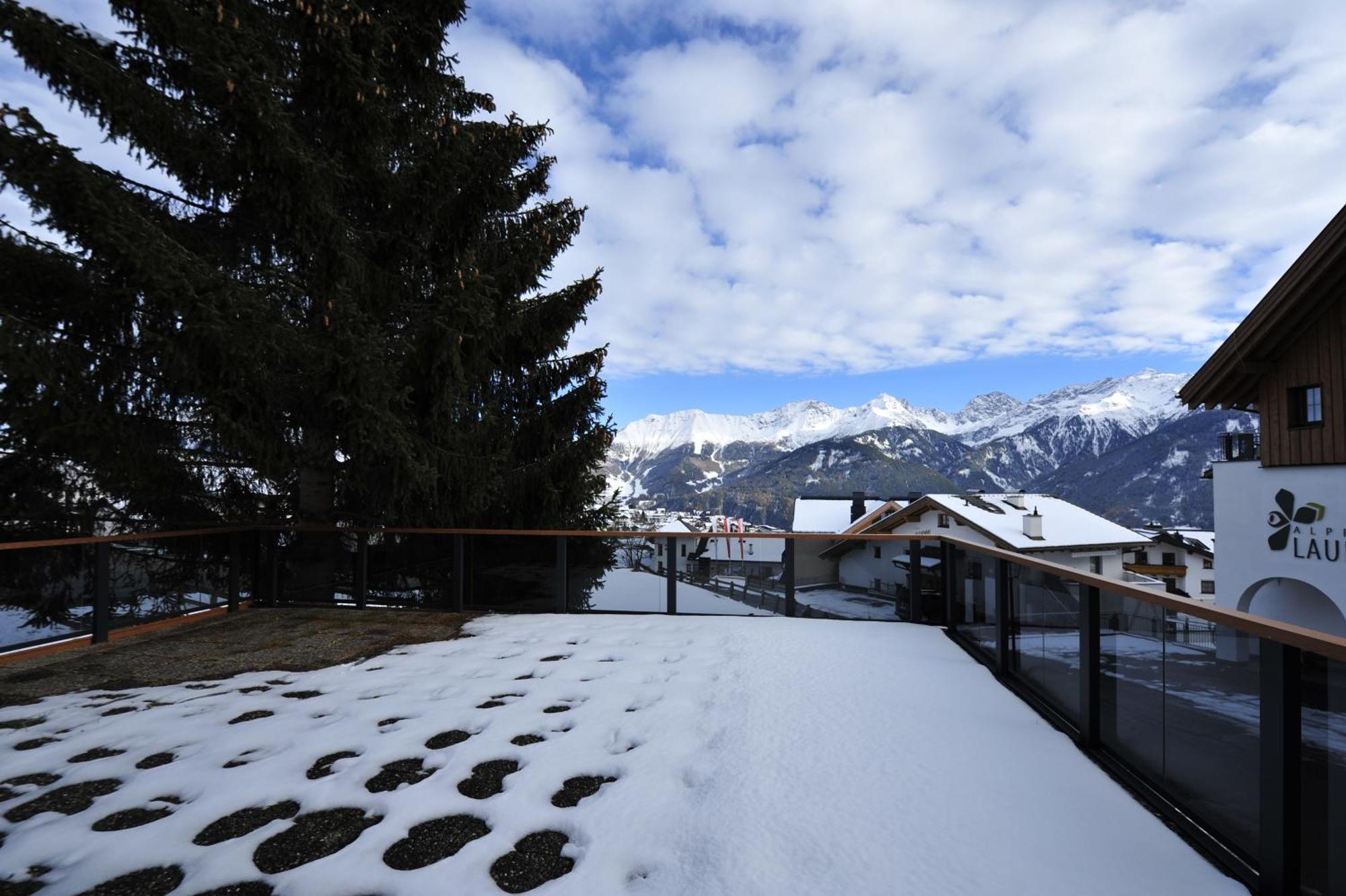 Haus Enzian Apartment Фис Екстериор снимка
